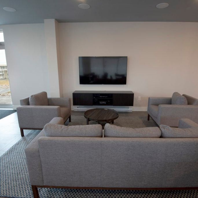 Bedford Heights Apartments 2 - Photo 1