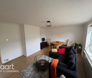 3 bedroom end of terrace house to rent - Photo 1