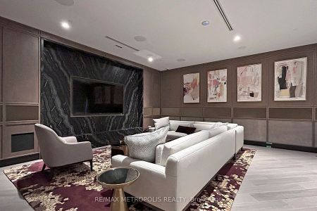 For Lease - 20 Inn On The Park Drive Unit# 443, Toronto, Ontario - Photo 2