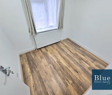 4 bedroom detached house to rent - Photo 4