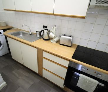 Flat 5, 158 Woodsley Road, LS2 9LZ, Leeds - Photo 3