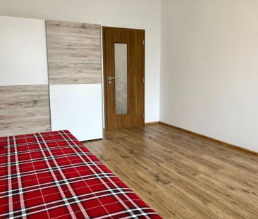 Na prenájom 3 izbový byt, 86 m2, Bratislava, Nové Mesto, Šancova ulica - Photo 6