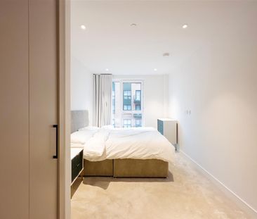 Cedrus Avenue, Southall - Photo 2