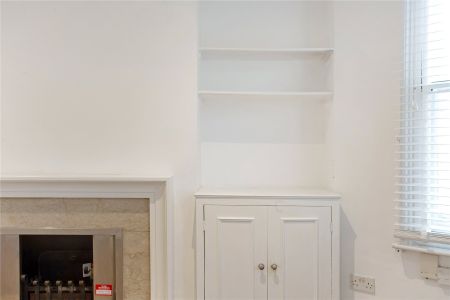 Queenstown Road, London, SW8 flat to rent - Photo 2