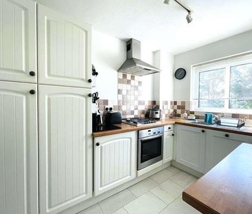 Clayhall House, RH2 - Photo 6