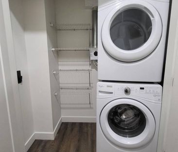 Central Park Village – North Village Suites 3BD/2BA - Photo 2