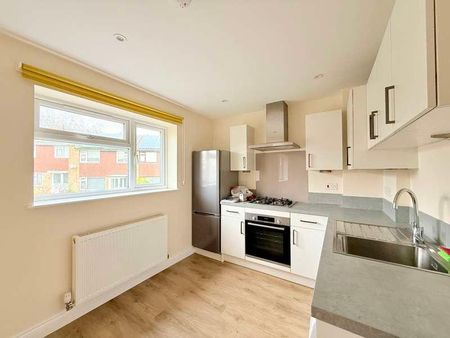 Anson Drive, Southampton, SO19 - Photo 2