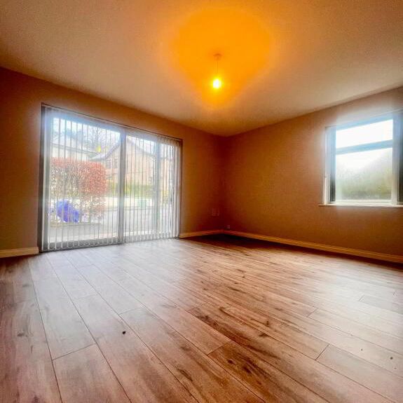 1 Lansdowne Close, Larne, BT40 1JJ - Photo 1