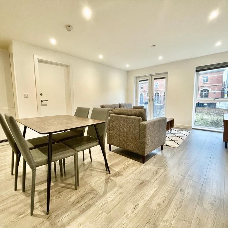 2 bedroom apartment to rent - Photo 1