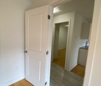 3.5 (1 Chambre) Rénové Dans CôtedesNeige - Photo 3