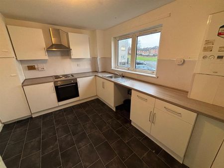 3 bedroom flat to rent - Photo 5