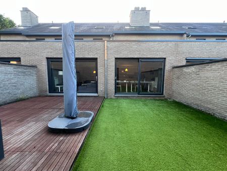 Gelijkvloers 2-slpk app met terras en garage in Alken - Photo 2