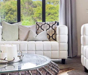 Warm family home great location - Photo 1