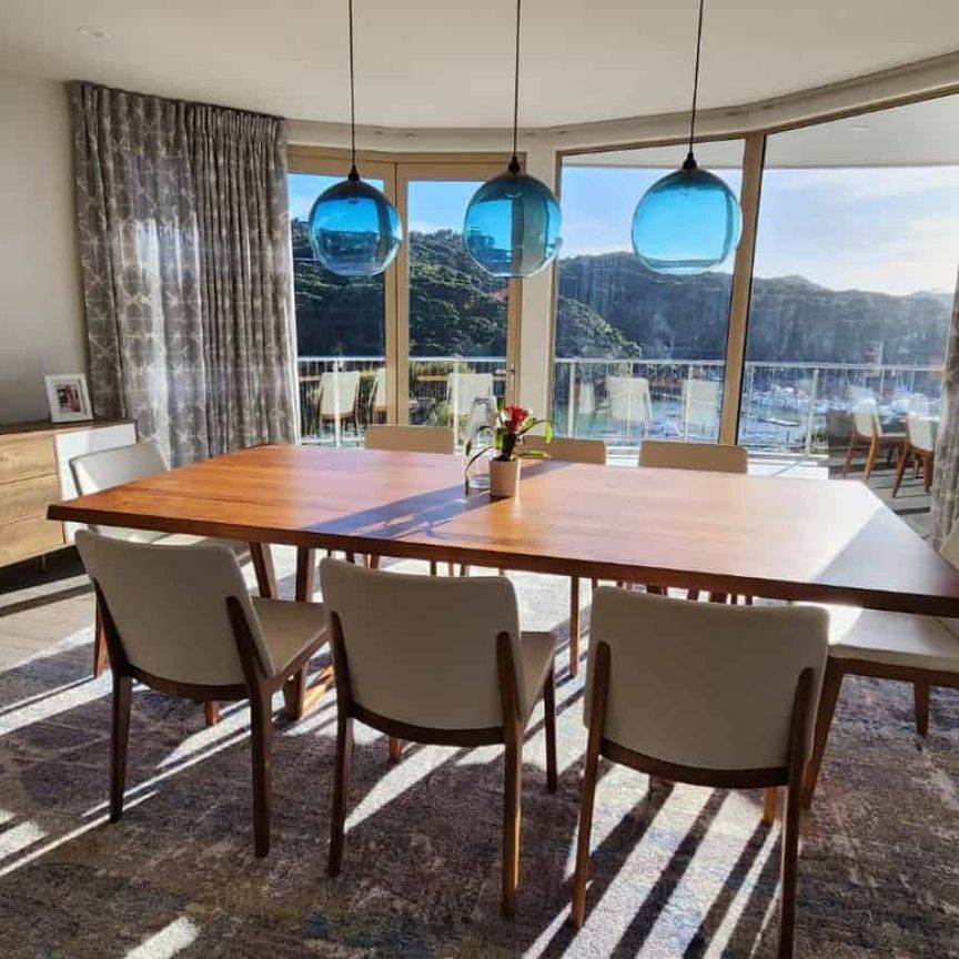 Luxurious Fully Furnished Beachside Home with Stunning Views - Photo 1