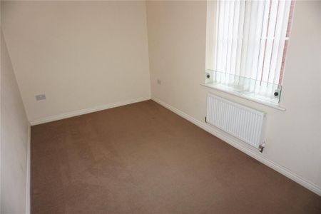 2 bedroom semi-detached house to rent - Photo 2