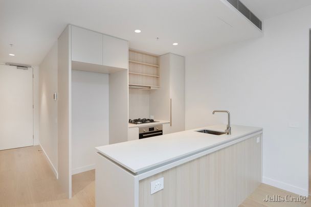 117/29 Waterline Place, Williamstown - Photo 1