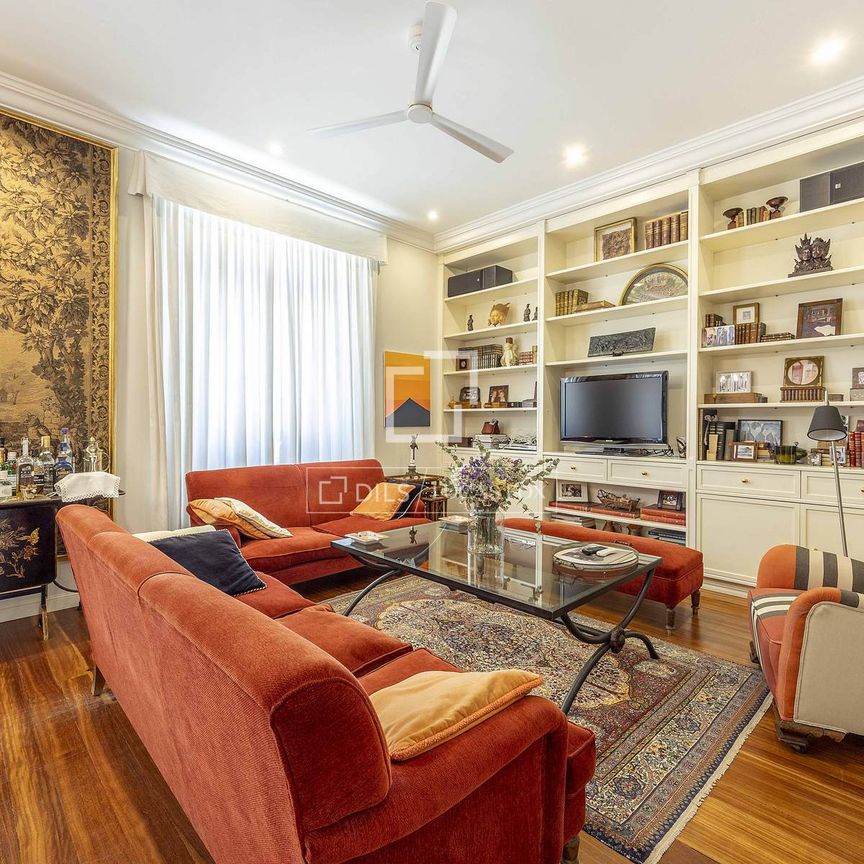 Excellent 4 Bedroom apartment for rent in Sant Francesc, Valencia - Photo 1