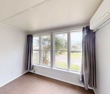 Castlecliff - 3 Bedrooms - Photo 4