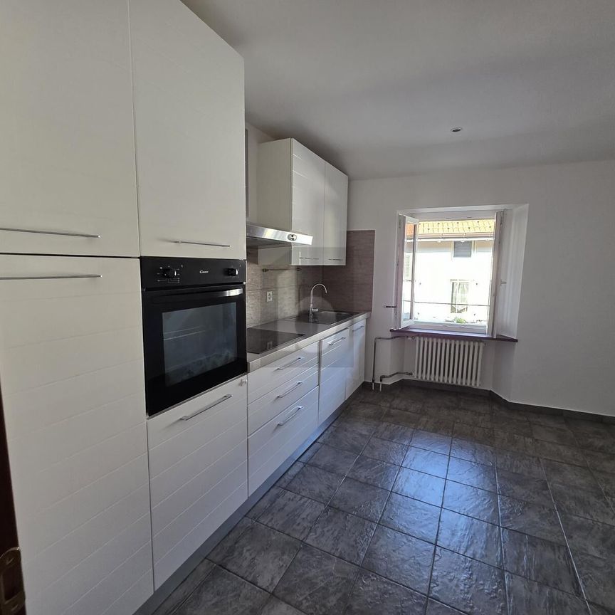 ACCOGLIENTE E SOLEGGIATO IN POSIZIONE CENTRALE - Foto 1