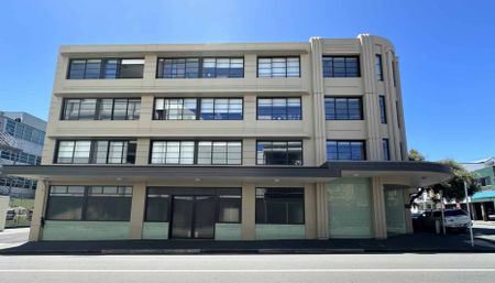 Welcome to 207 at Kriza Apartments. - Photo 4