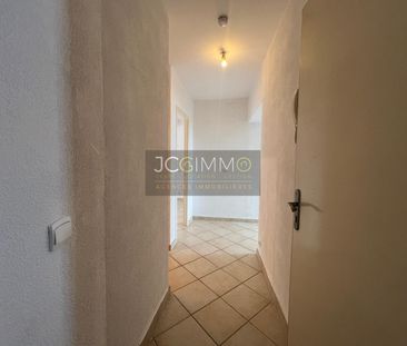 Location Appartement 2 pièces 36m² PUGET VILLE 83390 - Photo 1