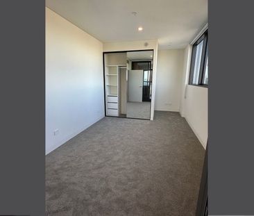1 Bedroom Apartment in Homebush - Photo 1