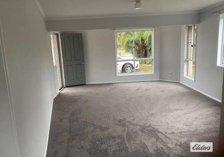 3 Bedroom Townhouse - Photo 3