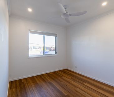 New near low maintenance living! 3 bedrooms (including 1 downstairs) - Photo 1