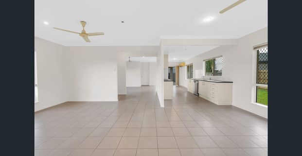 Spacious 4-Bedroom Family Home - Photo 1