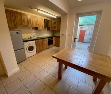 32 Edinburgh Street, Belfast, BT9 7DS - Photo 5