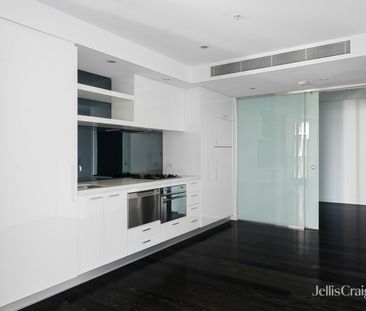 1015/338 Kings Way, South Melbourne VIC 3205 - Apartment For Rent |... - Photo 6
