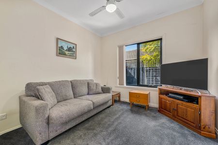 14 Jeanette Street, Clayton South VIC 3169 - House For Rent | Domain - Photo 3