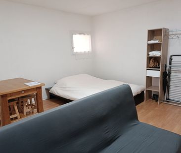 Location Appartement 1 pièce 27m² - Photo 2