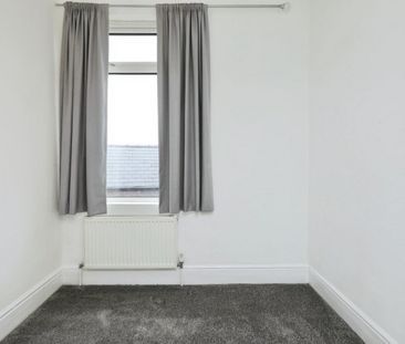 3 bedroom House To Let - Photo 6