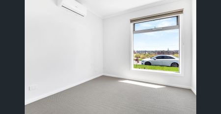 Family Home - Photo 4