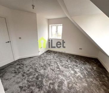 3 bedroom end of terrace house to rent - Photo 4