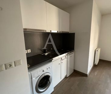 Location Appartement 1 pièce 23m² - Photo 3