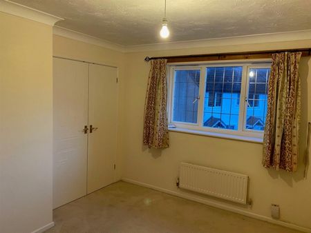 2 BED House To rent - Photo 4