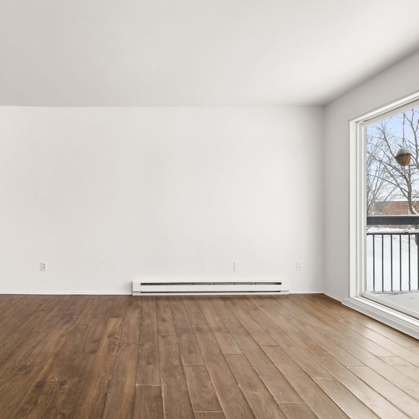 11555 Boul. de Pierrefonds, #207 - Photo 1