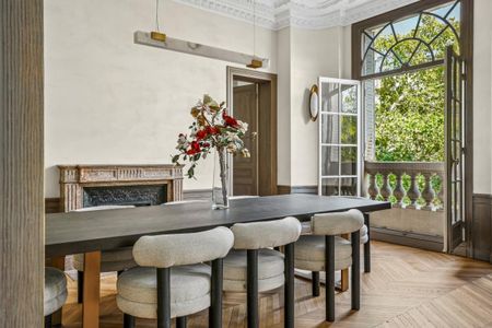 Location Appartement 5 pièces Meublé 158m² PARIS 16ème - Photo 3