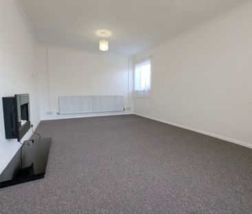 Sussex Gardens, Gloucester - Photo 3