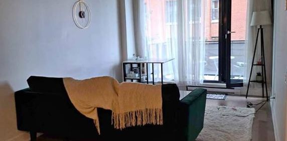 condo 1 chambre, 1 salle de bains, un balcon - Photo 2