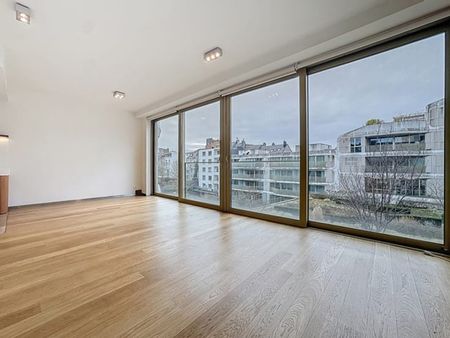 Appartement te huur - Foto 2