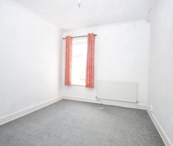 2 bedroom Terraced House To Let - Photo 1