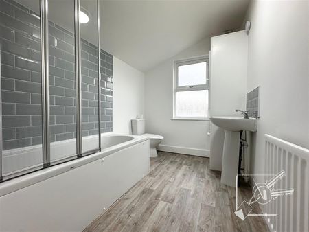 All Saints Road, Gravesend - Photo 2