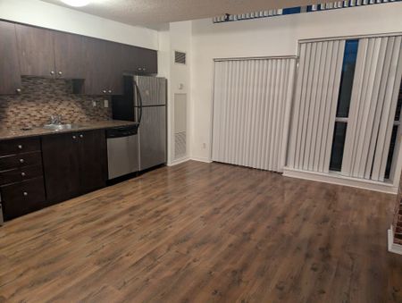 For Lease - 215 Queen Street Unit# 221, Brampton, Ontario - Photo 3