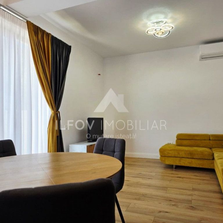 Casa de inchiriat Tunari 4 camere, complet mobilata si utila - Fotografie 1