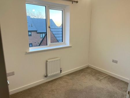 4 bedroom detached house to rent - Photo 5