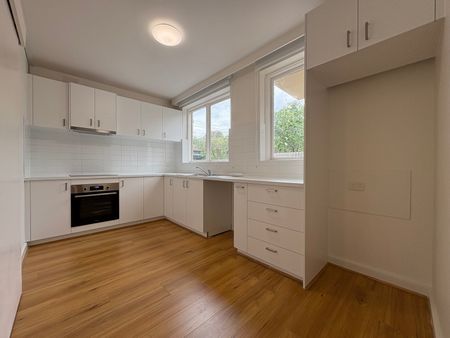 1/15 Wheatland Road, Malvern VIC 3144 - Photo 3