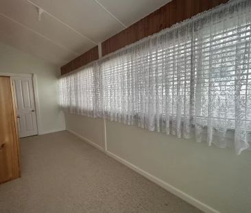 Close to Town - Photo 3